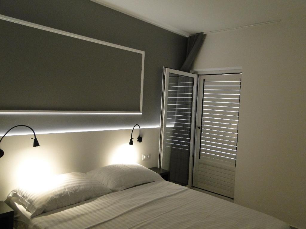 Rooms Tepli Bok Primošten Exteriér fotografie